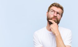 Мнительность: разбираемся что это такое